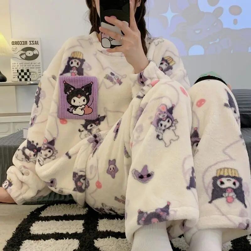 Pijamas Femininos Hello Kitty  - Winter Clothes avaliação e preço